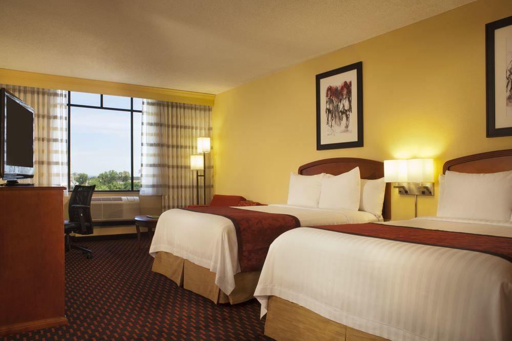 Courtyard Louisville Airport מראה חיצוני תמונה