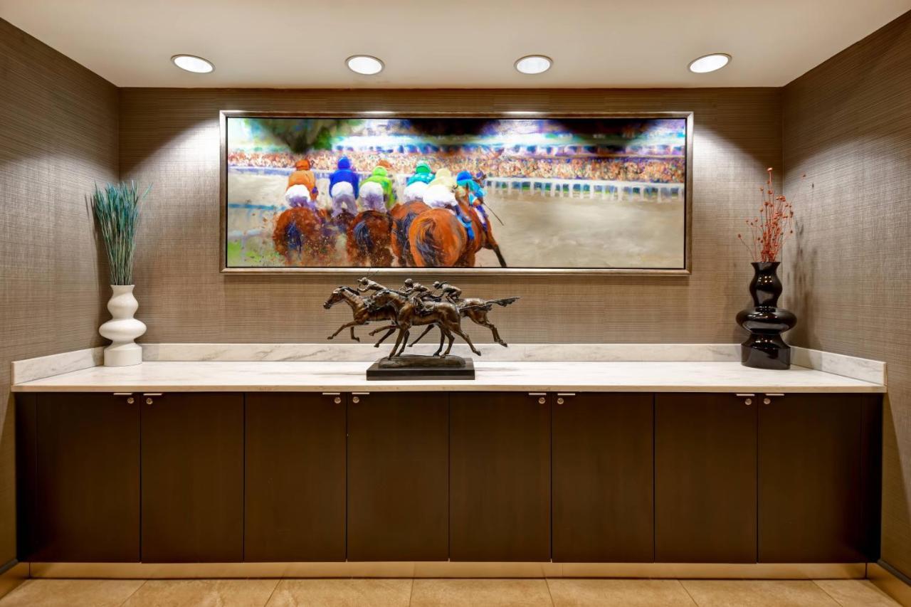 Courtyard Louisville Airport מראה חיצוני תמונה