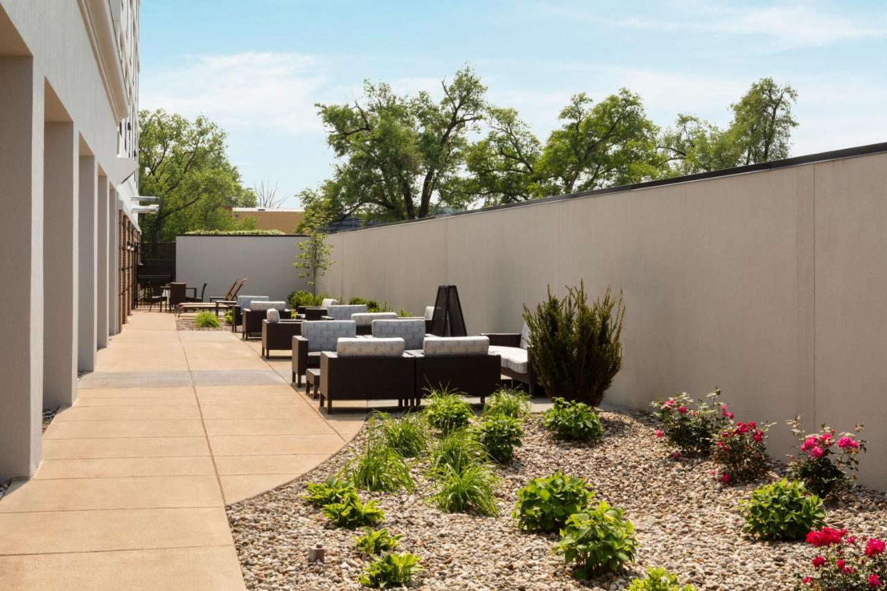 Courtyard Louisville Airport מראה חיצוני תמונה