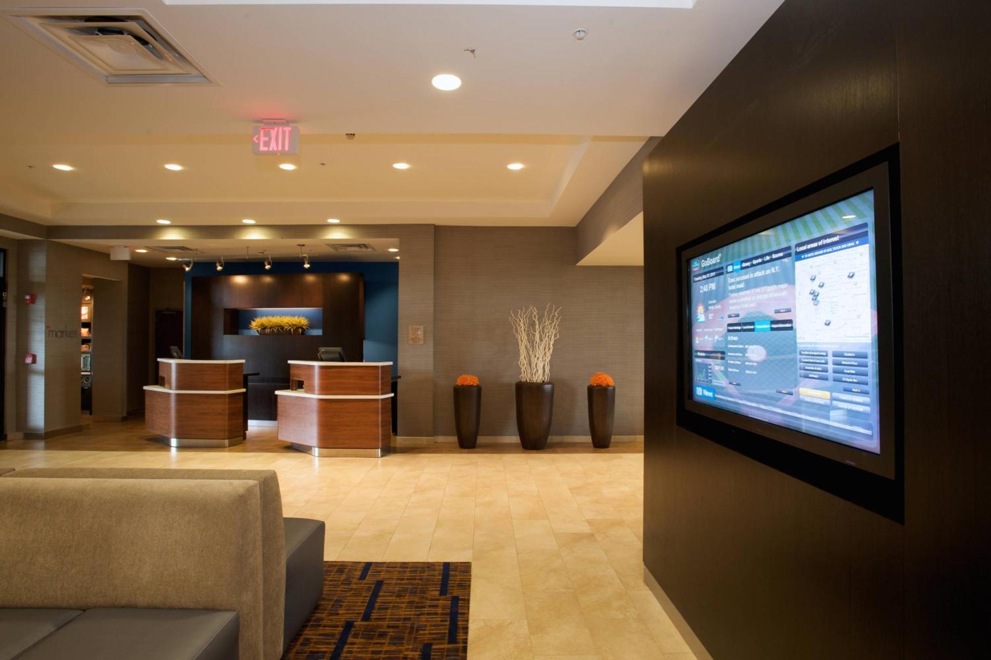 Courtyard Louisville Airport מראה חיצוני תמונה