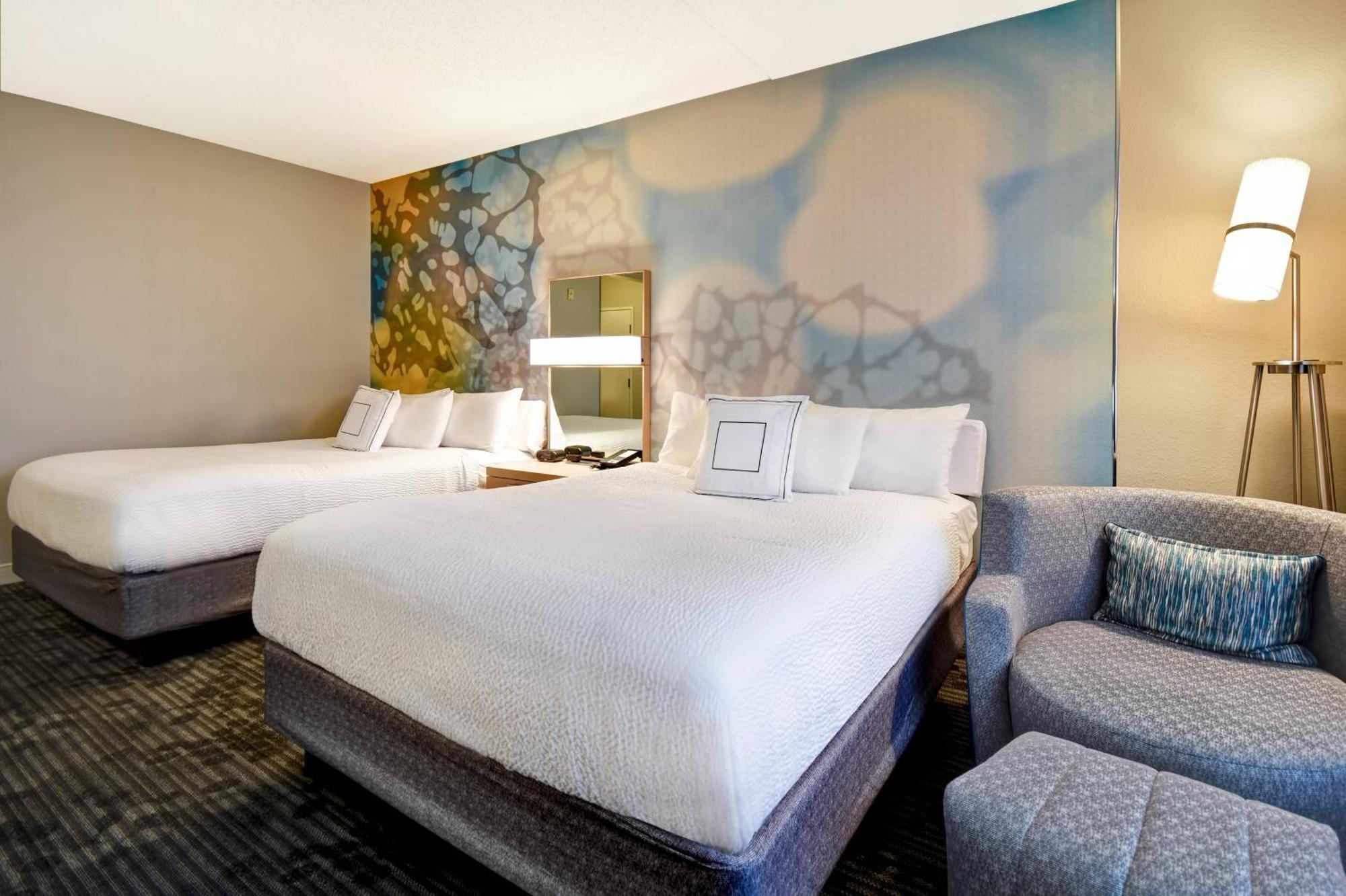 Courtyard Louisville Airport מראה חיצוני תמונה